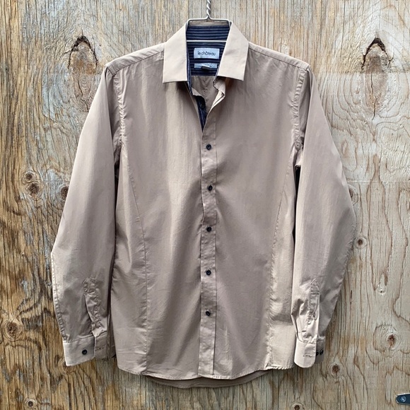 Le Chateau slim fit dress shirt. - Picture 1 of 5